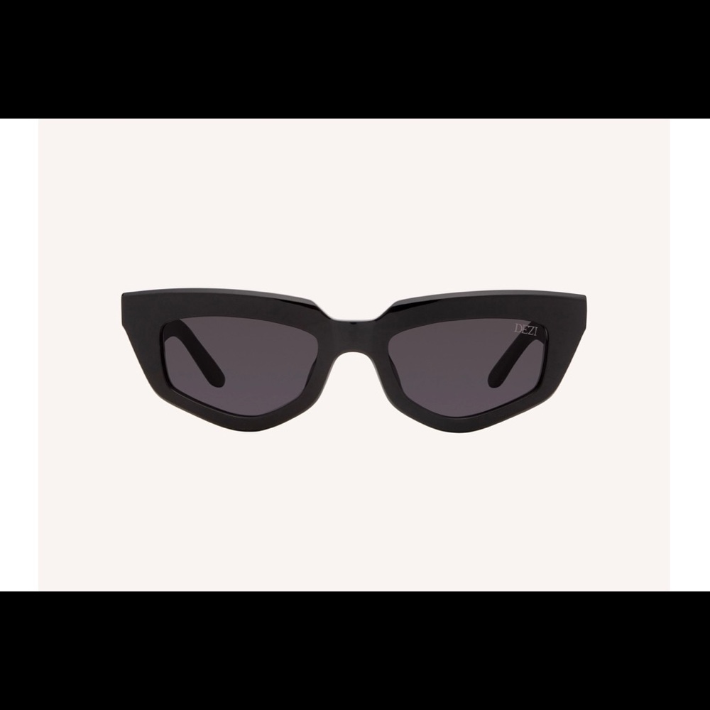 DEZI Black On Read Sunglasses Brand New in Box